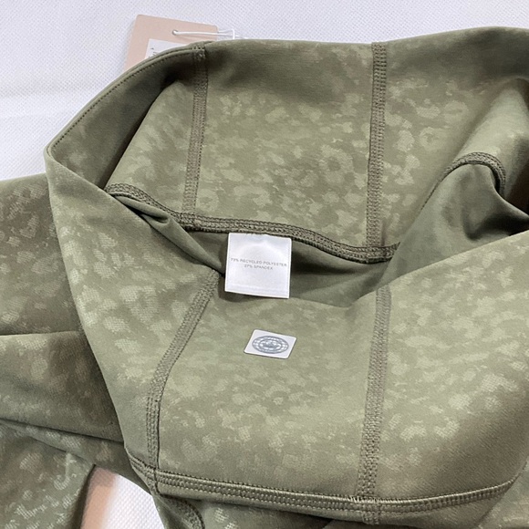 Peter Millar Womenswear Green Leggings XL MSRP$120 - Picture 13 of 14